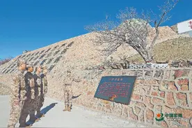 军营观察丨追寻心中那道“完美航线”图片