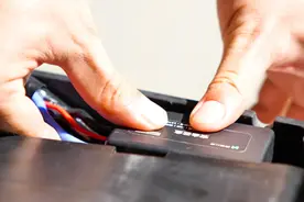 电池装上芯片 来去都能追踪 大兴清源街道智解电动车上楼充电难题图片