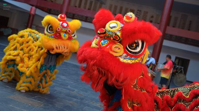 跟着非遗传承人漫步珠玑古巷，探寻广府文化