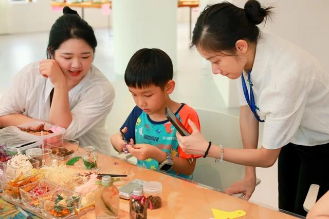 从科学之城到文艺之心，一座松山湖城市地标的周年回响