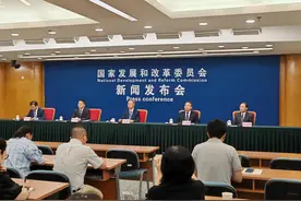 汽车报废更新补贴提至2万元，这些领域补贴力度翻倍→图片