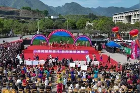 多彩民俗喜迎“三月三”图片