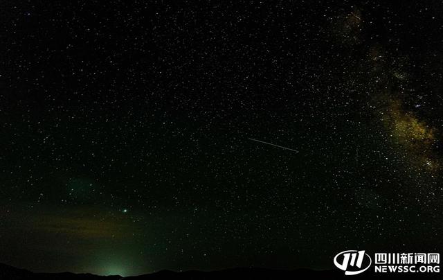 雪山与星空 川西甘孜绝美夏日风光等你探索｜镜观四川
