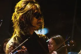 谢天笑将首推AI摇滚歌曲图片