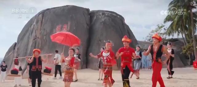 文旅新场景、新业态“吸睛”又“吸金” 激发冬日旅游消费活力