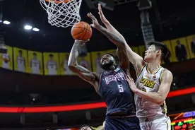 CBA综合 | 广东狂扫广厦豪取10连胜图片