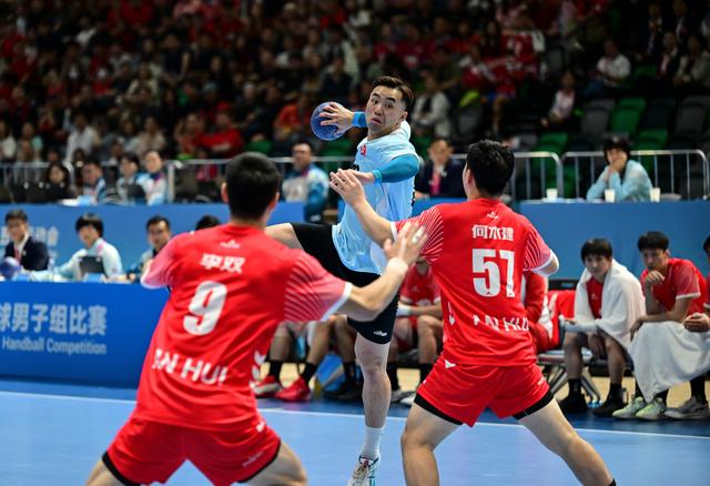 追光｜今夜，全运圣火点亮大湾区