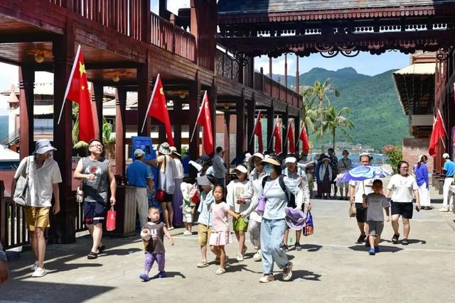 央视关注，数据亮眼！陵水“双节”县域旅游出圈