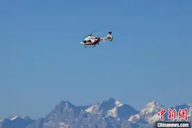 “吉祥鸟”AC332直升机完成高原试飞图片