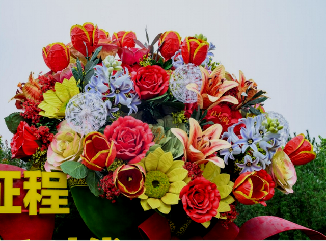 每一座花坛,都是中国!长安街10组主题花坛,跨越80年,打卡路线——