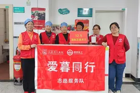 记者手记：医学不仅在于治愈，还在于陪伴和关怀图片
