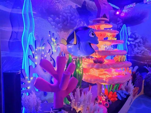 迪士尼游轮正式登陆樟宜！6米巨船+海底世界，打卡、DIY、嘉年华、限量周边一次玩爽！