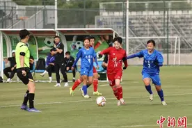 十五运女足资格赛：陕西女足3：0战胜内蒙古队图片
