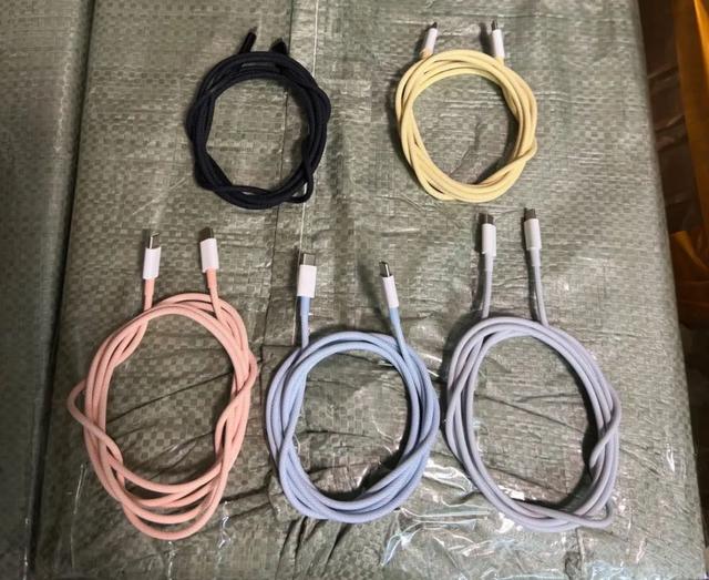 ��ƻ����iPhone15��ɫ�ع� ��ʻ��������������ߣ�