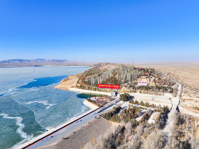 组图丨红崖山水库：冰湖灵动 生机盎然