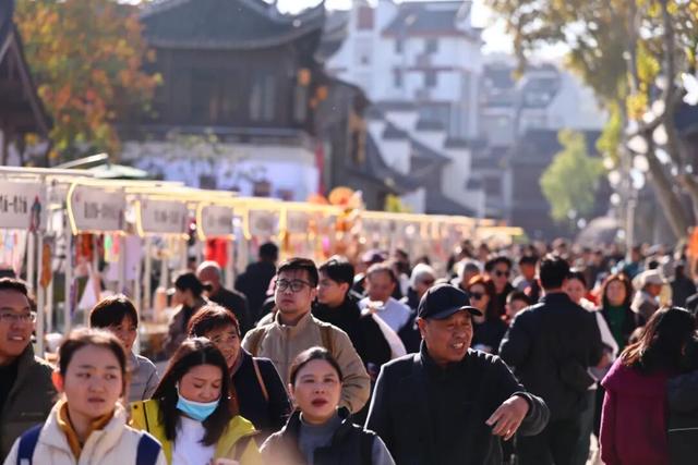 此时此刻，最美的栖霞山！