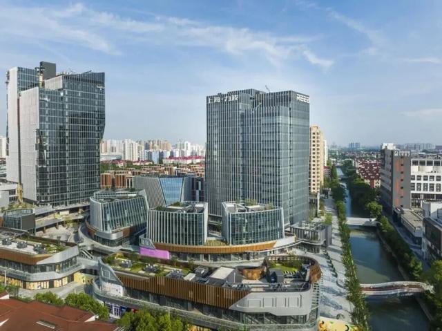 品精酿、尝美食、攀岩打卡……来闵行这里，解锁N种玩法→