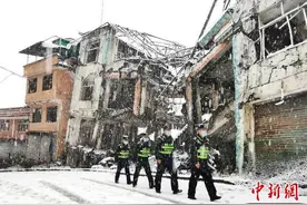西藏移民管理警察扎根樟木口岸 初心不改守护国门一线图片
