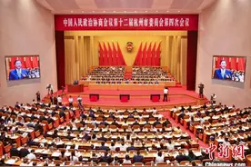 杭州市两会启幕 “委员通道”讲述多维发展新事图片