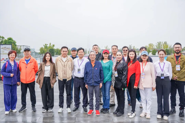 让我看看怎么回事？周末南京这里将挤满人