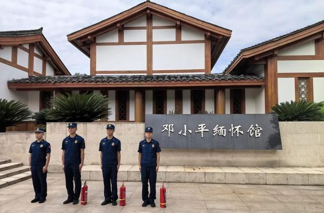 庆双节·护平安 | “蓝朋友”陪你解锁四川宝藏美景→
