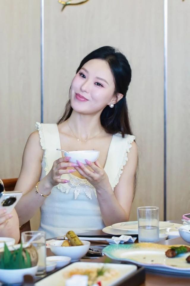 8月29日，亚洲小姐总决赛和陵水有约！佳丽同款打卡点→