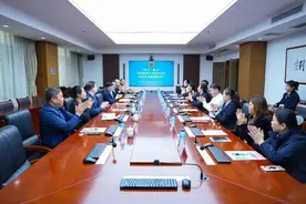芝罘区人民检察院与芝罘区红十字会举行“红日·暖心”司法救助专项资金项目启动仪式暨捐款仪式图片