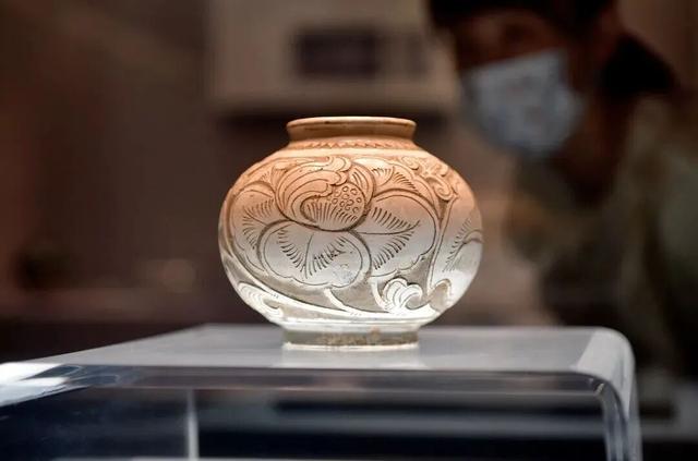 起猛了，我在洛阳被「牡丹」包围了！