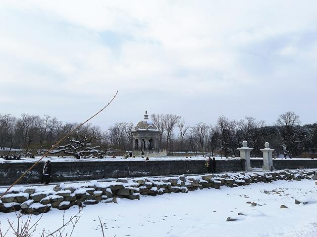 喜迎2026第一场雪，圆明园美出新高度