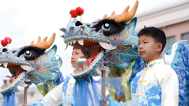元宵节，中国龙舞“国家队”来泸县了丨全国龙舞“闹”泸县