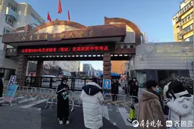 直击2024艺考|山东表（导）演类专业统考笔试科目开考图片