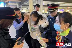 守望相助！为你讲述列车上不为人知的暖心小故事图片