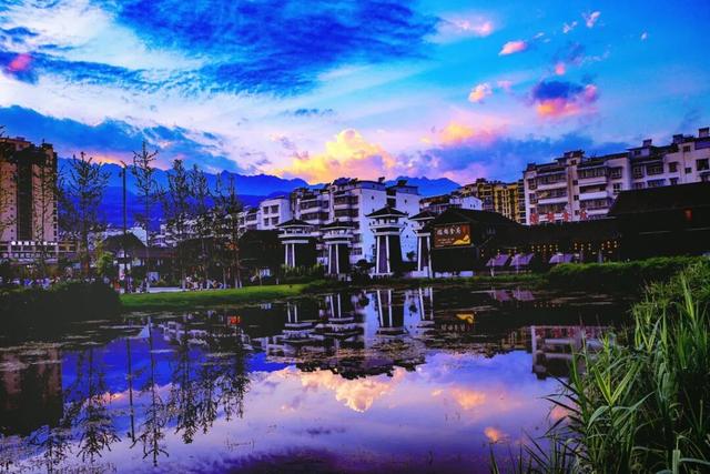 【冬季暖阳 凉山不凉】这一刻，是越西的高级感！