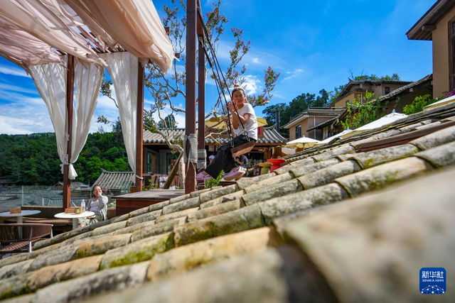 云新闻关注丨诗意旅居，云岭初冬氛围感超绝！