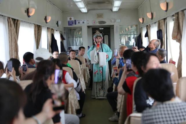 西铁局放大招！8条旅游专线一次集齐，还等什么？！