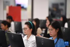 江苏省高考评卷工作有序推进图片