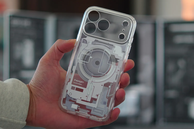 Spigen 推Zero:One手机壳，让 iPhone 17 系列秒变“透明探索版”