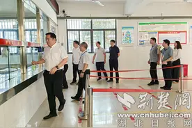 十堰市张湾区教育局：做好“加减乘除” 保障师生权益图片