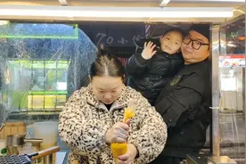 曾让全网心疼的“无声小吃摊”，有了最强后续！图片