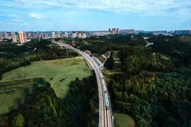 四川首条“都市圈地铁”即将开通，一座城市的“不可能”与“可能”图片