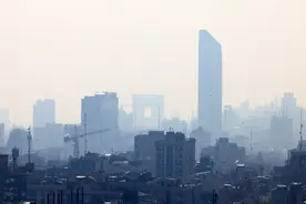 （外代一线）伊朗德黑兰：空气污染图片