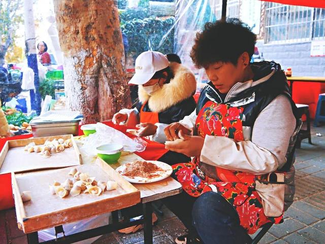 威海人气最旺的早市之一，连游客都说“必打卡”！