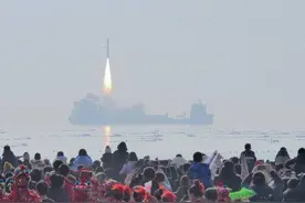 新春走基层|烟台新年海上首飞迎开门红图片
