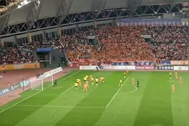 云南玉昆提前4轮冲超成功！时隔21年，云南足球重回顶级联赛图片