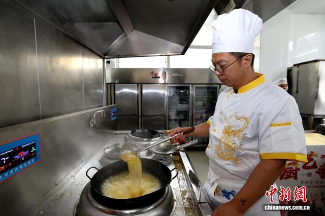 “神州北极”漠河：以味暖冬激活旅游新动能