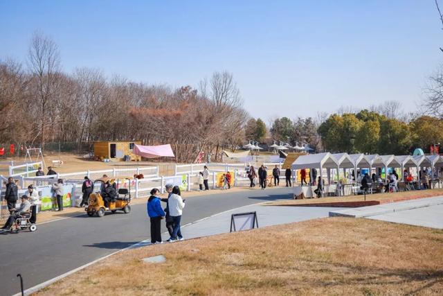 本周六锁定汤山矿坑！看免费演出逛热闹市集，2026「水韵江苏・邀您过大年」我们不见不散！