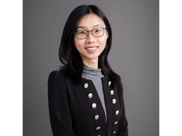 参加完同学的豪华生日Party后，女儿一句话让我失眠了...