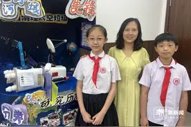 孩子眼里有星辰大海，衢州小学生半年打造太空垃圾清理模拟器图片