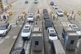 新春走基层｜春运首日直击 安徽“智慧高速”铺就温暖返乡路图片