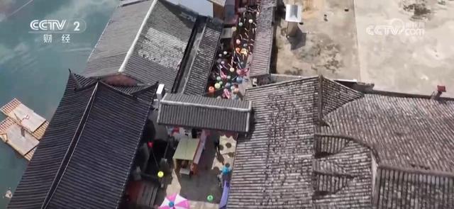 挖掘冬日文化“暖实力” 古镇“小美好”激发文旅消费“新热点”